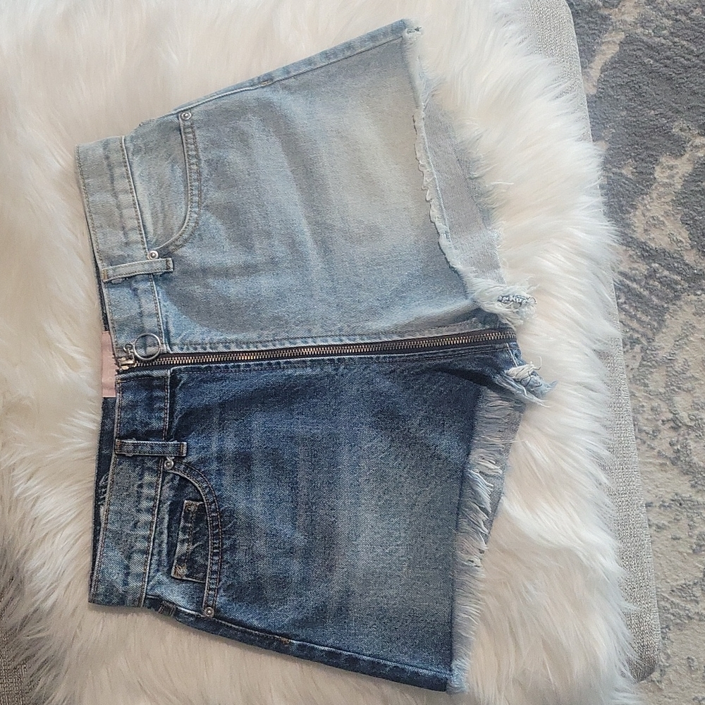 Revice Denim Zipper Shorts